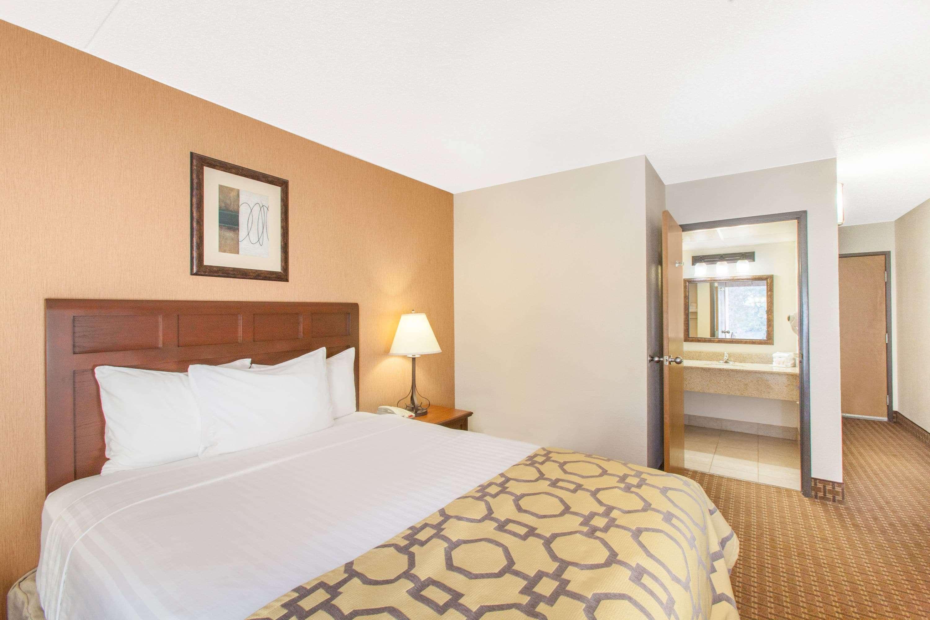 Hotel Baymont By Wyndham Branson - On The Strip Exterior foto