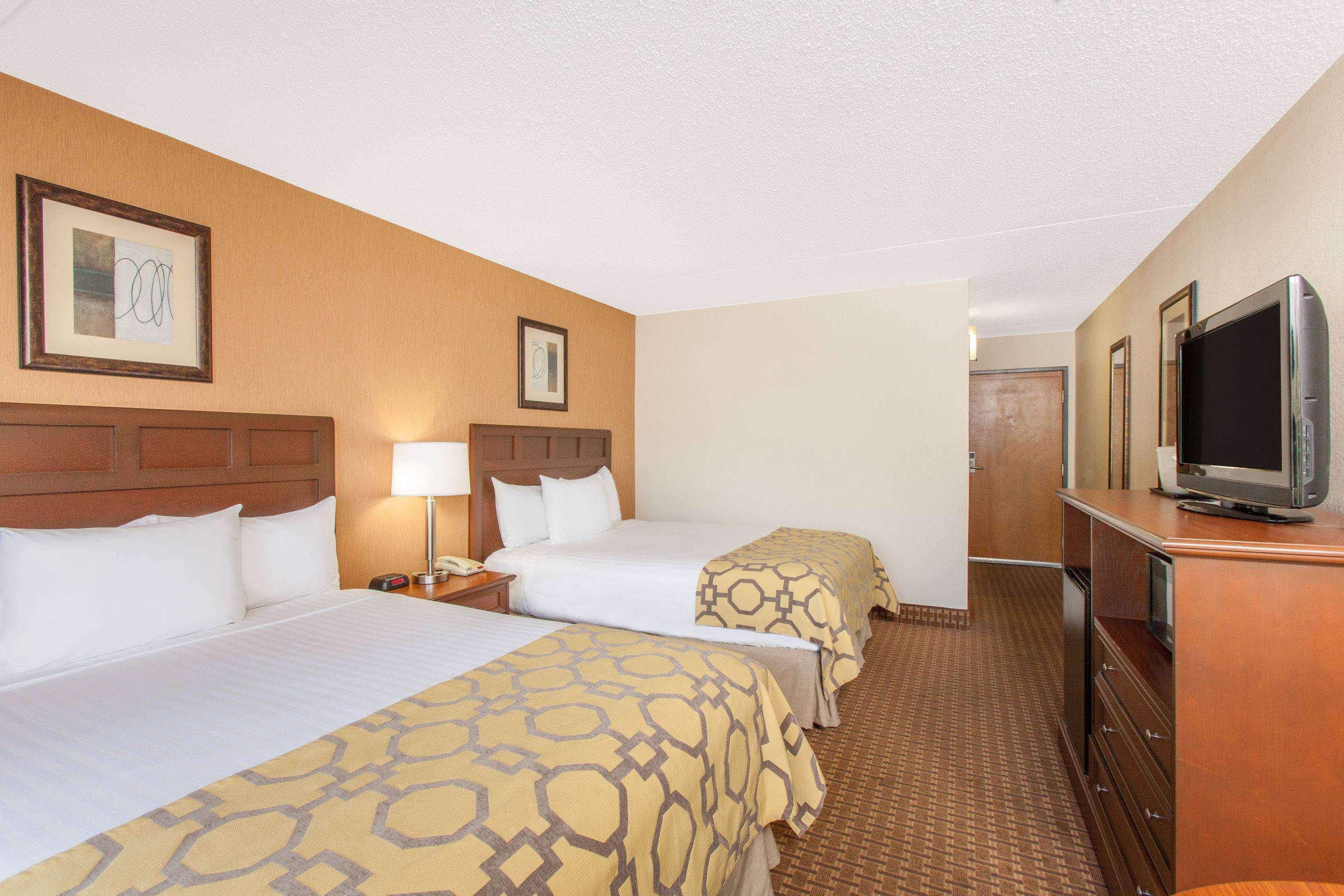 Hotel Baymont By Wyndham Branson - On The Strip Exterior foto